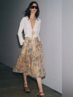 Zara Collection Floral Skirt XL